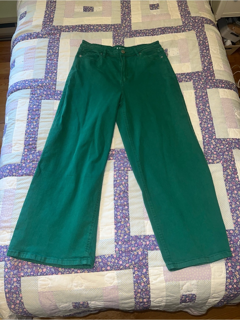 Reitmans Emerald Green Wide-Leg Jeans
